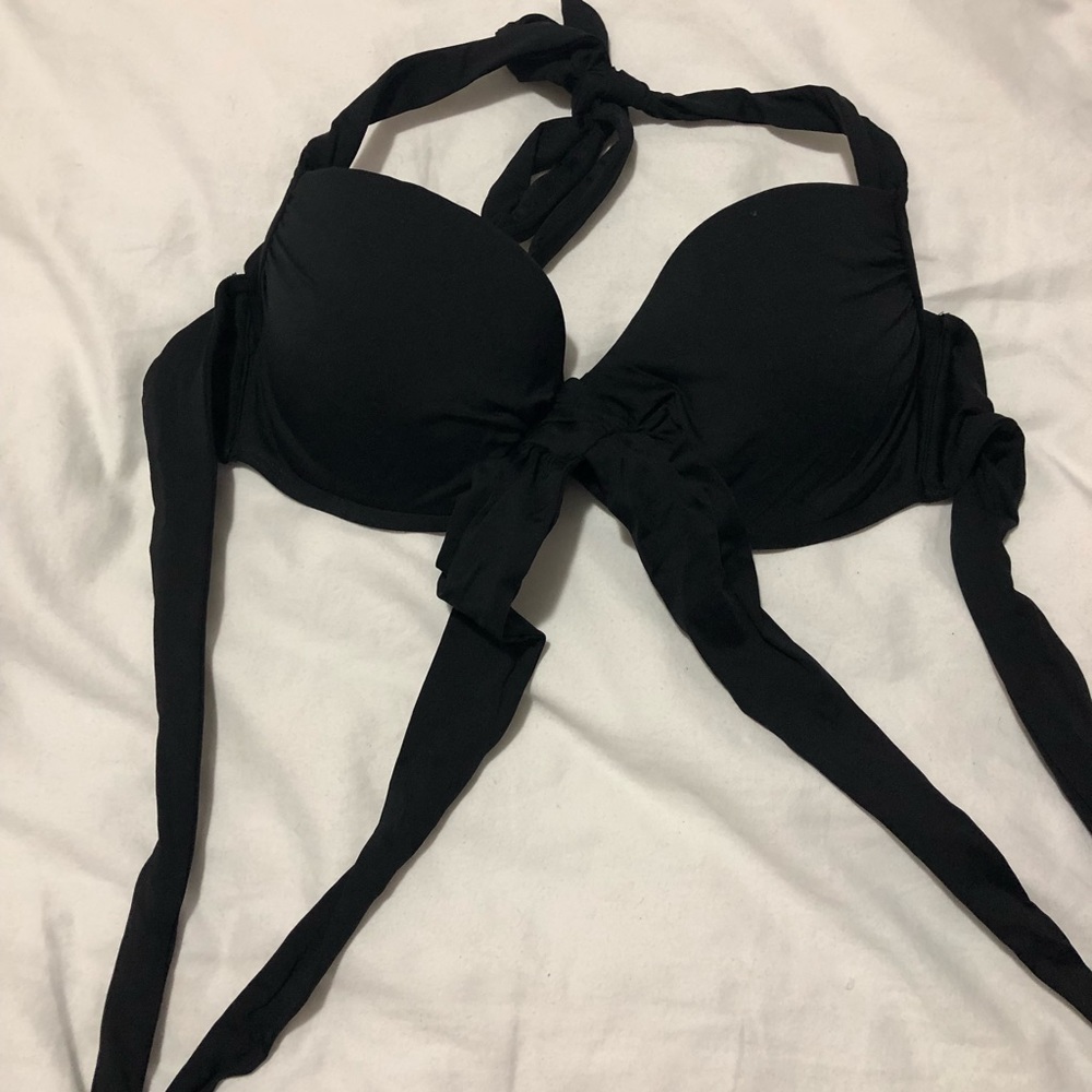 Black Victoria’s Secret bikini top